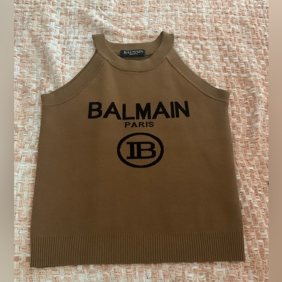 Source Unknown Tops - Cute top. Tags says Balmain…. !!!4th JULY SALE!!!